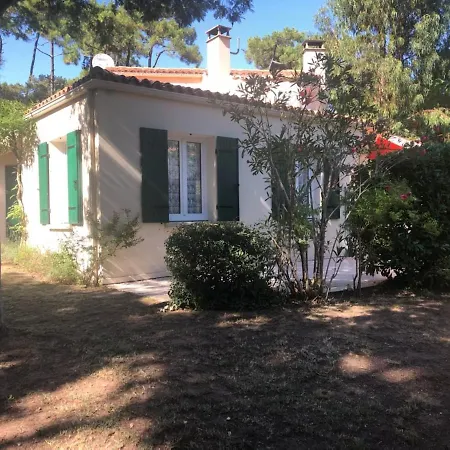 Holiday home La Maison Des Epinouses Chaucre