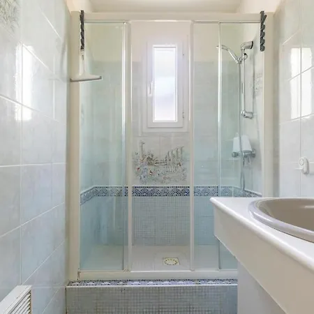 La Maison Des Epinouses Holiday home