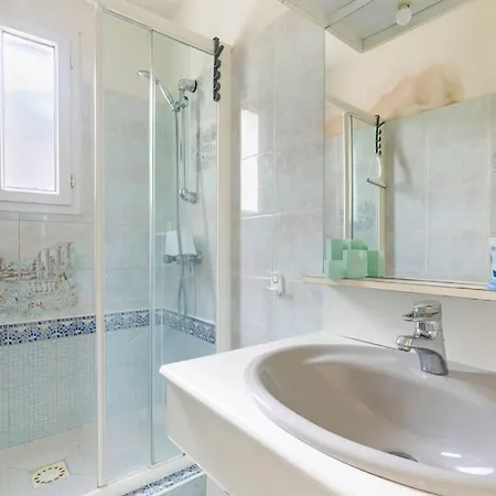 La Maison Des Epinouses Holiday home Chaucre