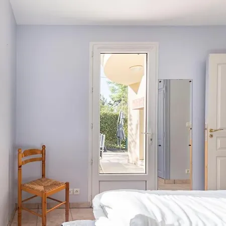 La Maison Des Epinouses Chaucre