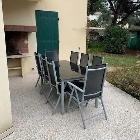 Holiday home La Maison Des Epinouses Chaucre