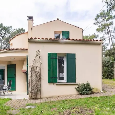 La Maison Des Epinouses Holiday home *