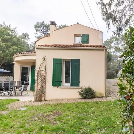 La Maison Des Epinouses Holiday home